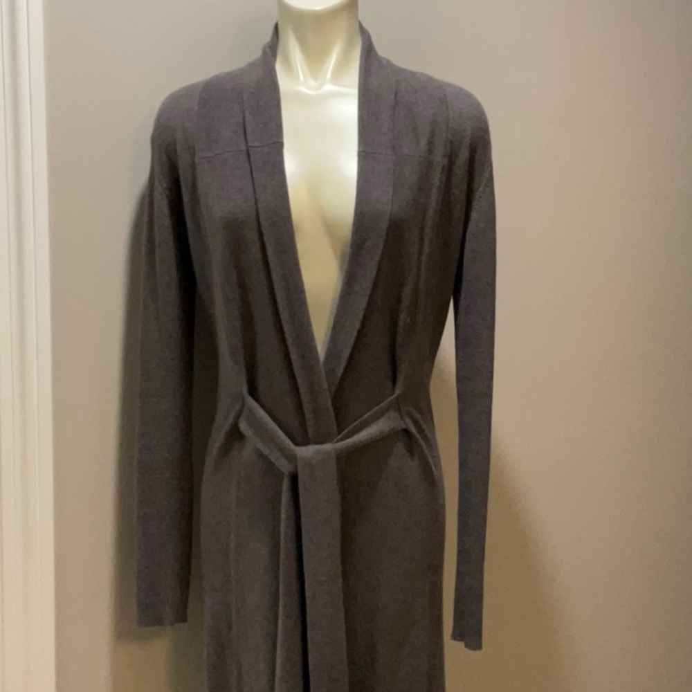 Statement sweater! - Picture 7 of 7